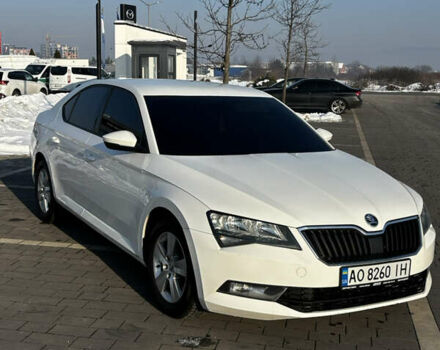 Белый Шкода Суперб, объемом двигателя 1.97 л и пробегом 319 тыс. км за 14300 $, фото 1 на Automoto.ua