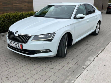 Білий Шкода Суперб, об'ємом двигуна 1.97 л та пробігом 259 тис. км за 18500 $, фото 1 на Automoto.ua
