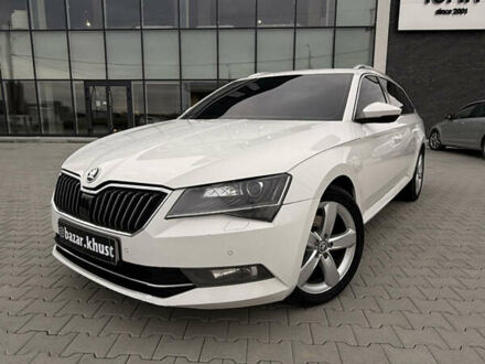 Шкода Суперб 2017 в Хусте на Automoto.ua Белый Шкода Суперб, объемом двигателя 2 л и пробегом 280 тыс. км за 16800 $, фото 1 на Automoto.ua