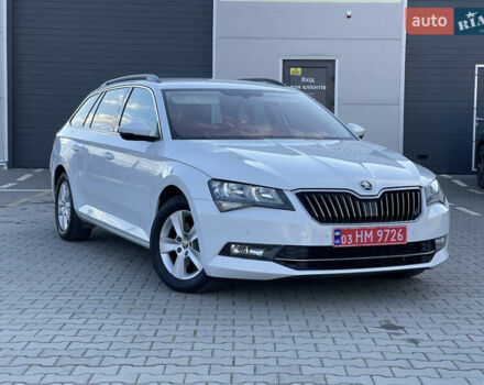 Білий Шкода Суперб, об'ємом двигуна 1.6 л та пробігом 240 тис. км за 13250 $, фото 1 на Automoto.ua