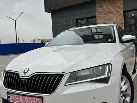 Шкода Суперб 2018 в Луцке на Automoto.ua Белый Шкода Суперб, объемом двигателя 2 л и пробегом 173 тыс. км за 20800 $, фото 1 на Automoto.ua