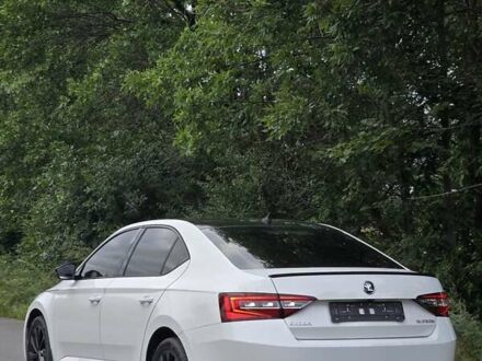 Белый Шкода Суперб, объемом двигателя 1.98 л и пробегом 280 тыс. км за 18700 $, фото 1 на Automoto.ua