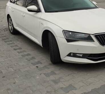 Білий Шкода Суперб, об'ємом двигуна 1.97 л та пробігом 232 тис. км за 17500 $, фото 1 на Automoto.ua