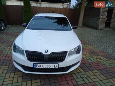 Белый Шкода Суперб, объемом двигателя 2 л и пробегом 242 тыс. км за 18200 $, фото 1 на Automoto.ua