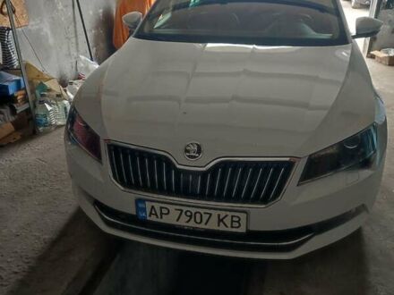 Шкода Суперб 2019 в Запорожье на Automoto.ua Белый Шкода Суперб, объемом двигателя 1.97 л и пробегом 280 тыс. км за 18000 $, фото 1 на Automoto.ua