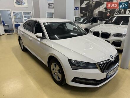 Шкода Суперб 2020 в Киеве на Automoto.ua Белый Шкода Суперб, объемом двигателя 1.98 л и пробегом 114 тыс. км за 22431 $, фото 1 на Automoto.ua