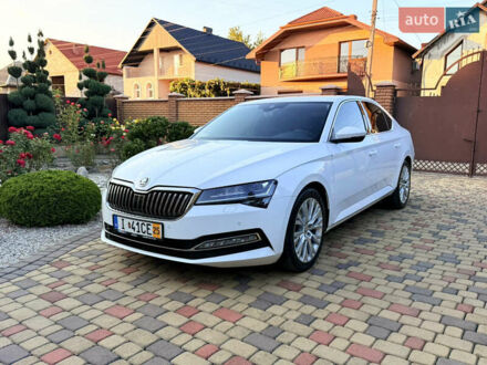 Шкода Суперб 2020 в Мукачеве на Automoto.ua Белый Шкода Суперб, объемом двигателя 1.97 л и пробегом 211 тыс. км за 23800 $, фото 1 на Automoto.ua