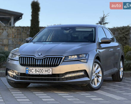 Белый Шкода Суперб, объемом двигателя 1.97 л и пробегом 113 тыс. км за 33999 $, фото 1 на Automoto.ua