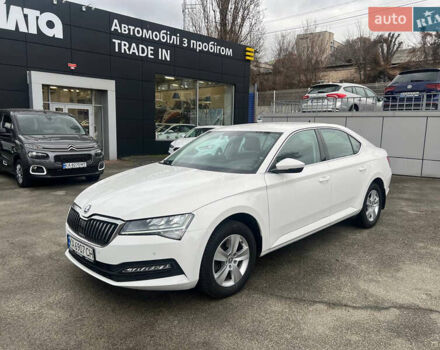 Білий Шкода Суперб, об'ємом двигуна 1.98 л та пробігом 135 тис. км за 19212 $, фото 1 на Automoto.ua