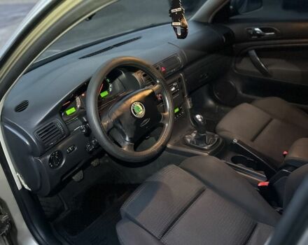 Бежевый Шкода Суперб, объемом двигателя 1.9 л и пробегом 500 тыс. км за 2450 $, фото 5 на Automoto.ua