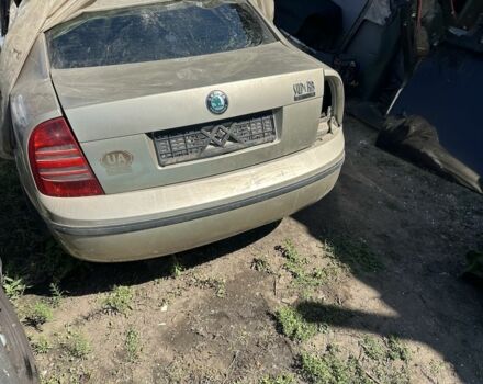 Бежевый Шкода Суперб, объемом двигателя 2.8 л и пробегом 240 тыс. км за 1200 $, фото 3 на Automoto.ua