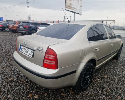 Бежевый Шкода Суперб, объемом двигателя 1.8 л и пробегом 277 тыс. км за 3400 $, фото 2 на Automoto.ua