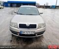 Бежевый Шкода Суперб, объемом двигателя 1.8 л и пробегом 200 тыс. км за 5999 $, фото 3 на Automoto.ua