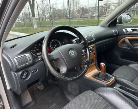 Бежевый Шкода Суперб, объемом двигателя 2 л и пробегом 245 тыс. км за 5990 $, фото 10 на Automoto.ua