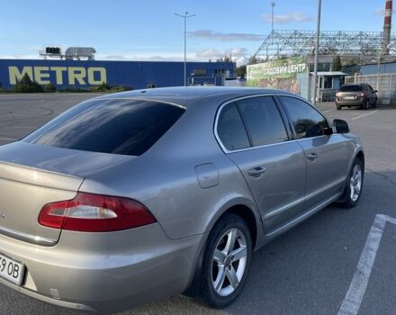 Бежевый Шкода Суперб, объемом двигателя 1.8 л и пробегом 248 тыс. км за 9000 $, фото 4 на Automoto.ua