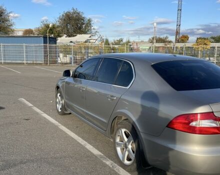 Бежевый Шкода Суперб, объемом двигателя 1.8 л и пробегом 248 тыс. км за 9000 $, фото 8 на Automoto.ua