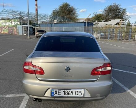 Бежевый Шкода Суперб, объемом двигателя 1.8 л и пробегом 248 тыс. км за 9000 $, фото 7 на Automoto.ua