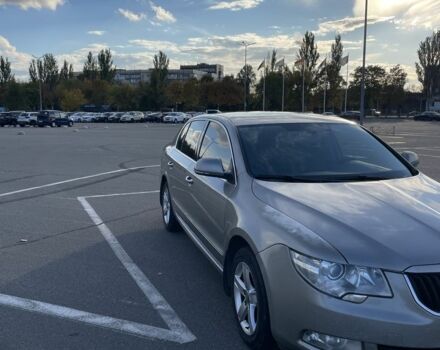 Бежевый Шкода Суперб, объемом двигателя 1.8 л и пробегом 248 тыс. км за 9000 $, фото 2 на Automoto.ua