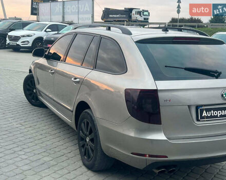 Бежевий Шкода Суперб, об'ємом двигуна 2 л та пробігом 313 тис. км за 5900 $, фото 5 на Automoto.ua