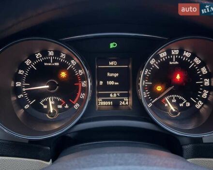 Бежевый Шкода Суперб, объемом двигателя 2 л и пробегом 288 тыс. км за 11300 $, фото 31 на Automoto.ua