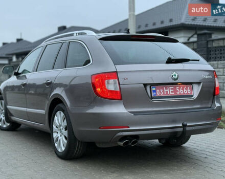 Бежевый Шкода Суперб, объемом двигателя 2 л и пробегом 288 тыс. км за 11300 $, фото 9 на Automoto.ua