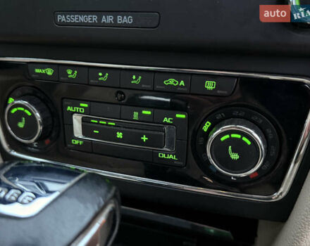 Бежевый Шкода Суперб, объемом двигателя 2 л и пробегом 288 тыс. км за 11300 $, фото 17 на Automoto.ua