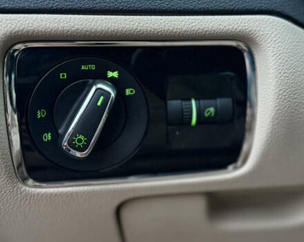 Бежевый Шкода Суперб, объемом двигателя 2 л и пробегом 288 тыс. км за 11300 $, фото 23 на Automoto.ua