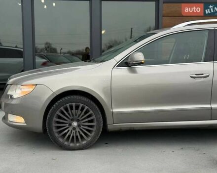 Бежевый Шкода Суперб, объемом двигателя 2 л и пробегом 272 тыс. км за 10900 $, фото 6 на Automoto.ua