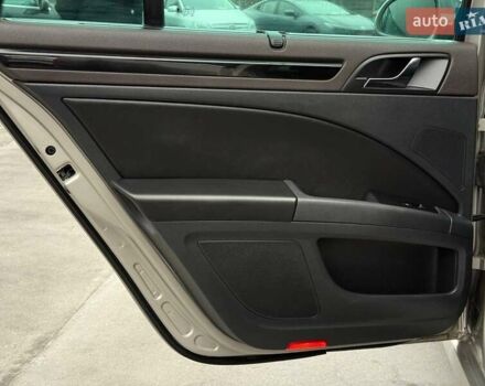 Бежевый Шкода Суперб, объемом двигателя 2 л и пробегом 272 тыс. км за 10900 $, фото 41 на Automoto.ua