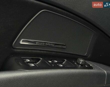 Бежевый Шкода Суперб, объемом двигателя 2 л и пробегом 272 тыс. км за 10900 $, фото 18 на Automoto.ua