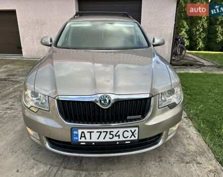 Бежевий Шкода Суперб, об'ємом двигуна 1.6 л та пробігом 192 тис. км за 9650 $, фото 19 на Automoto.ua