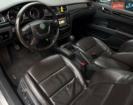 Бежевый Шкода Суперб, объемом двигателя 2 л и пробегом 272 тыс. км за 10900 $, фото 23 на Automoto.ua