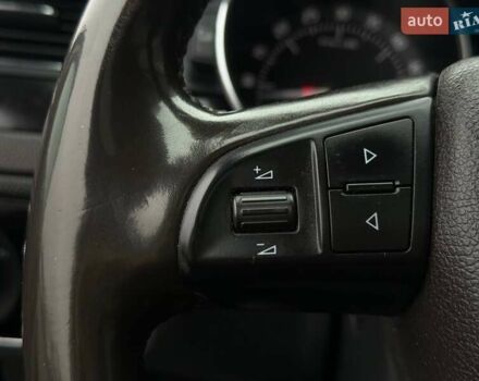 Бежевый Шкода Суперб, объемом двигателя 2 л и пробегом 272 тыс. км за 10900 $, фото 30 на Automoto.ua