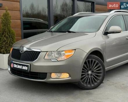 Бежевый Шкода Суперб, объемом двигателя 2 л и пробегом 272 тыс. км за 10900 $, фото 3 на Automoto.ua