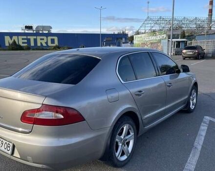 Бежевый Шкода Суперб, объемом двигателя 1.8 л и пробегом 248 тыс. км за 9000 $, фото 3 на Automoto.ua