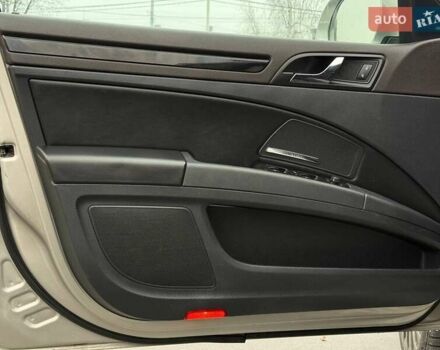 Бежевый Шкода Суперб, объемом двигателя 2 л и пробегом 272 тыс. км за 10900 $, фото 16 на Automoto.ua