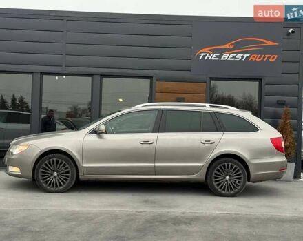 Бежевый Шкода Суперб, объемом двигателя 2 л и пробегом 272 тыс. км за 10900 $, фото 4 на Automoto.ua