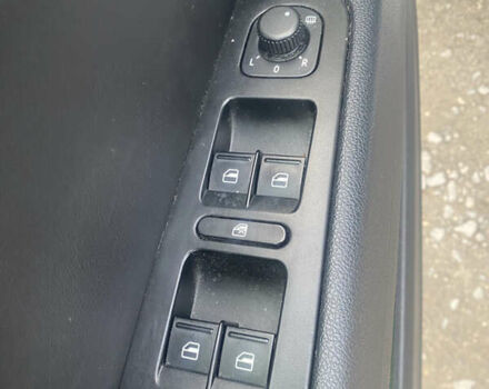 Бежевий Шкода Суперб, об'ємом двигуна 1.8 л та пробігом 199 тис. км за 9999 $, фото 12 на Automoto.ua