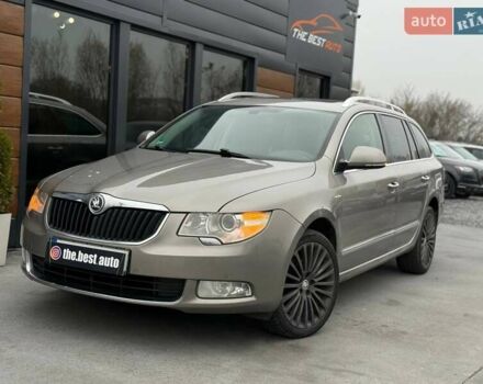 Бежевый Шкода Суперб, объемом двигателя 2 л и пробегом 272 тыс. км за 10900 $, фото 1 на Automoto.ua