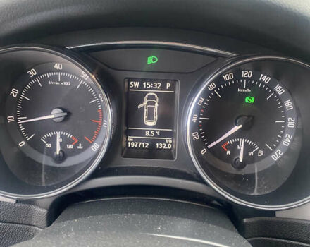 Бежевий Шкода Суперб, об'ємом двигуна 1.8 л та пробігом 199 тис. км за 9999 $, фото 15 на Automoto.ua