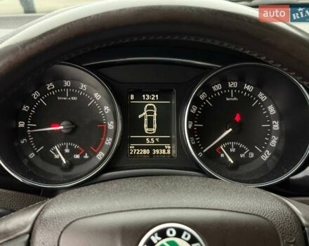 Бежевый Шкода Суперб, объемом двигателя 2 л и пробегом 272 тыс. км за 10900 $, фото 32 на Automoto.ua