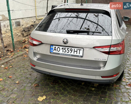 Бежевий Шкода Суперб, об'ємом двигуна 1.97 л та пробігом 269 тис. км за 14500 $, фото 12 на Automoto.ua