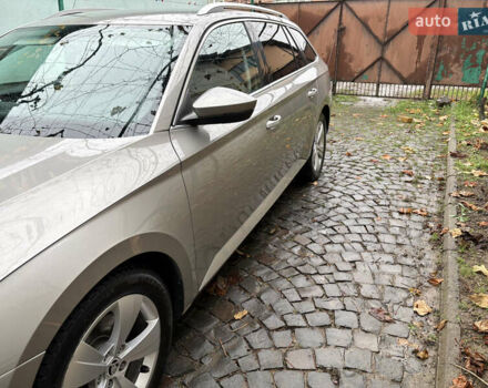 Бежевий Шкода Суперб, об'ємом двигуна 1.97 л та пробігом 269 тис. км за 14500 $, фото 8 на Automoto.ua