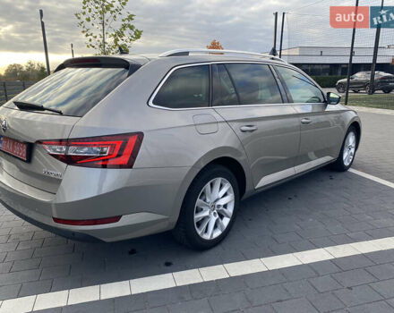 Бежевый Шкода Суперб, объемом двигателя 2 л и пробегом 276 тыс. км за 16800 $, фото 10 на Automoto.ua