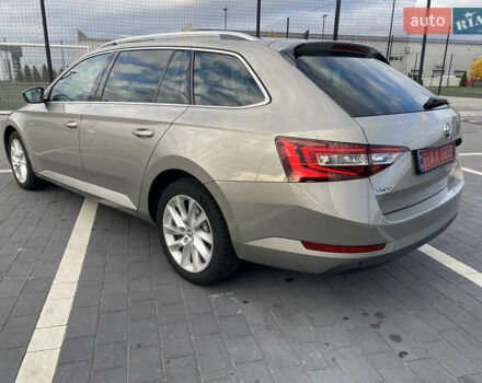 Бежевый Шкода Суперб, объемом двигателя 2 л и пробегом 276 тыс. км за 16800 $, фото 5 на Automoto.ua
