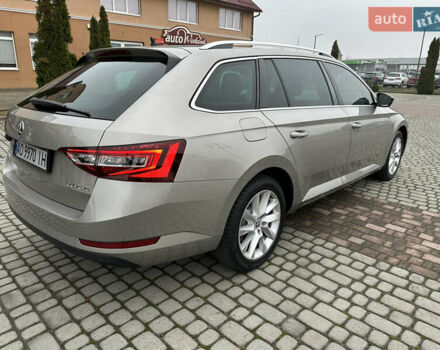 Бежевый Шкода Суперб, объемом двигателя 1.97 л и пробегом 277 тыс. км за 16950 $, фото 11 на Automoto.ua