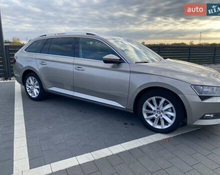 Бежевый Шкода Суперб, объемом двигателя 2 л и пробегом 276 тыс. км за 16800 $, фото 13 на Automoto.ua