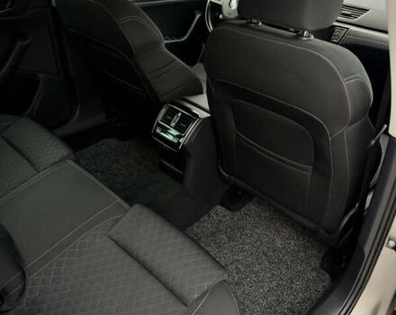 Бежевый Шкода Суперб, объемом двигателя 2 л и пробегом 276 тыс. км за 16800 $, фото 22 на Automoto.ua