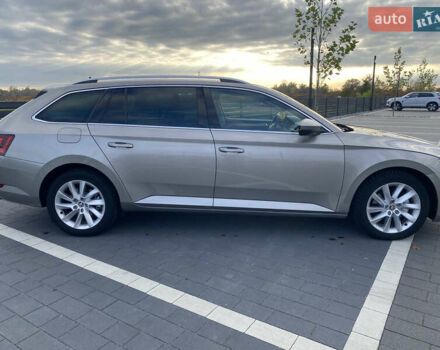 Бежевый Шкода Суперб, объемом двигателя 2 л и пробегом 276 тыс. км за 16800 $, фото 12 на Automoto.ua