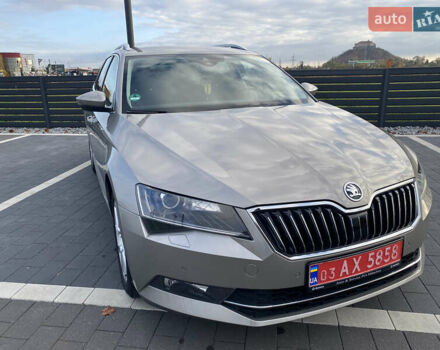 Бежевый Шкода Суперб, объемом двигателя 2 л и пробегом 276 тыс. км за 16800 $, фото 15 на Automoto.ua